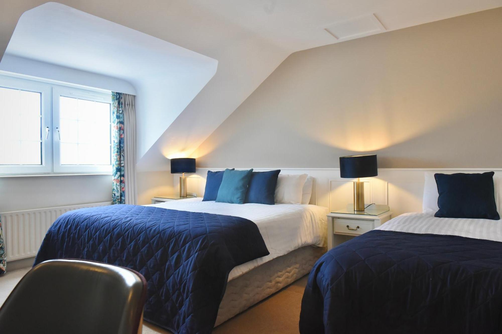 The Lough & Quay Accommodation Town Centre Warrenpoint Exterior foto